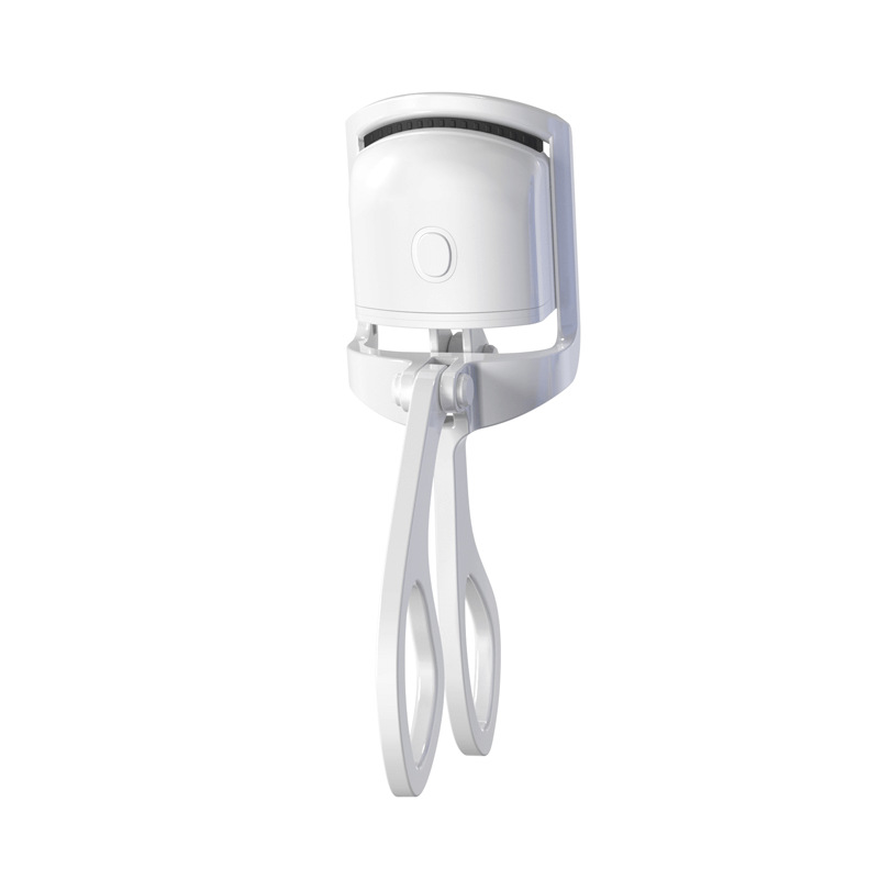 ZENARA™ Heated Lash Curler detail view